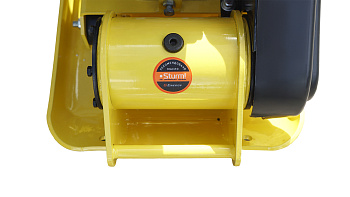 PC8805DK Виброплита бензиновая 3лс, 49x32см, 5900виб/мин, 8,2кН,50кг ,20см,коврик,колеса,Sturm!